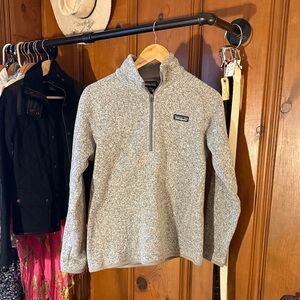 Patagonia Heather Gray Quarter-Zip Fleece